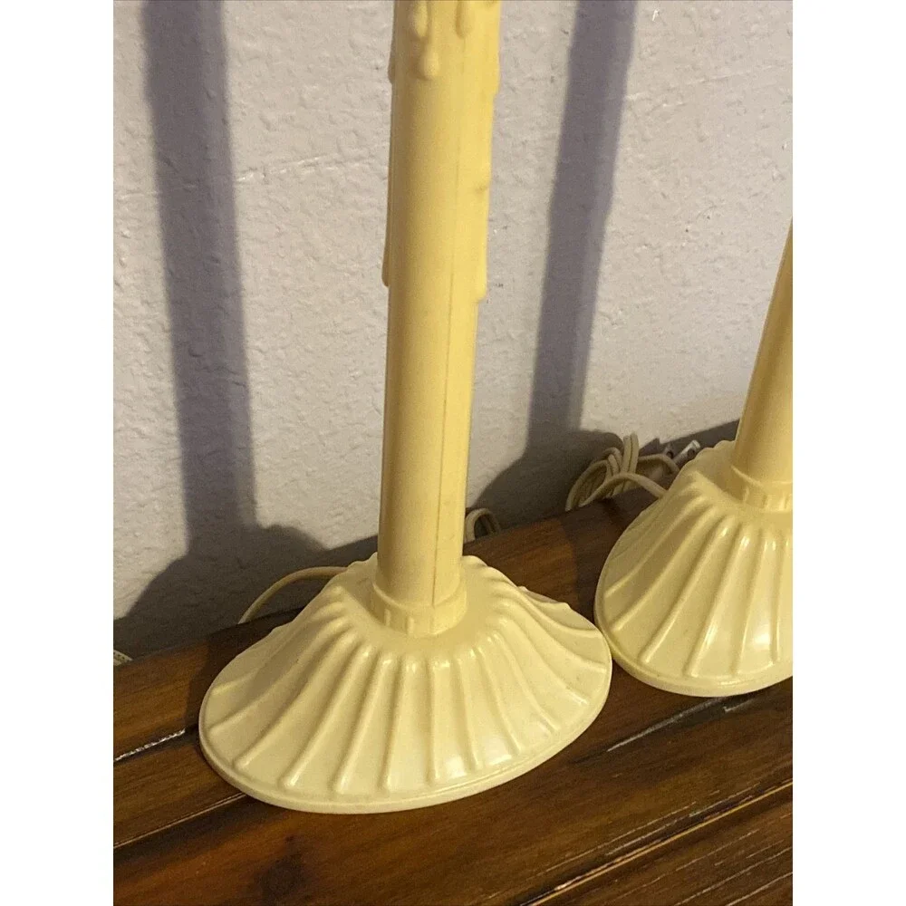 2 Vintage NOMA Electric Window Candle Flame Light Christmas
